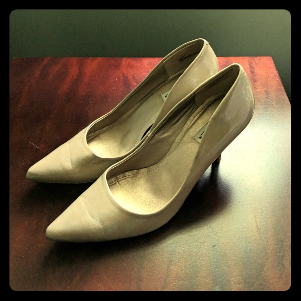 Steve Madden patent pumps